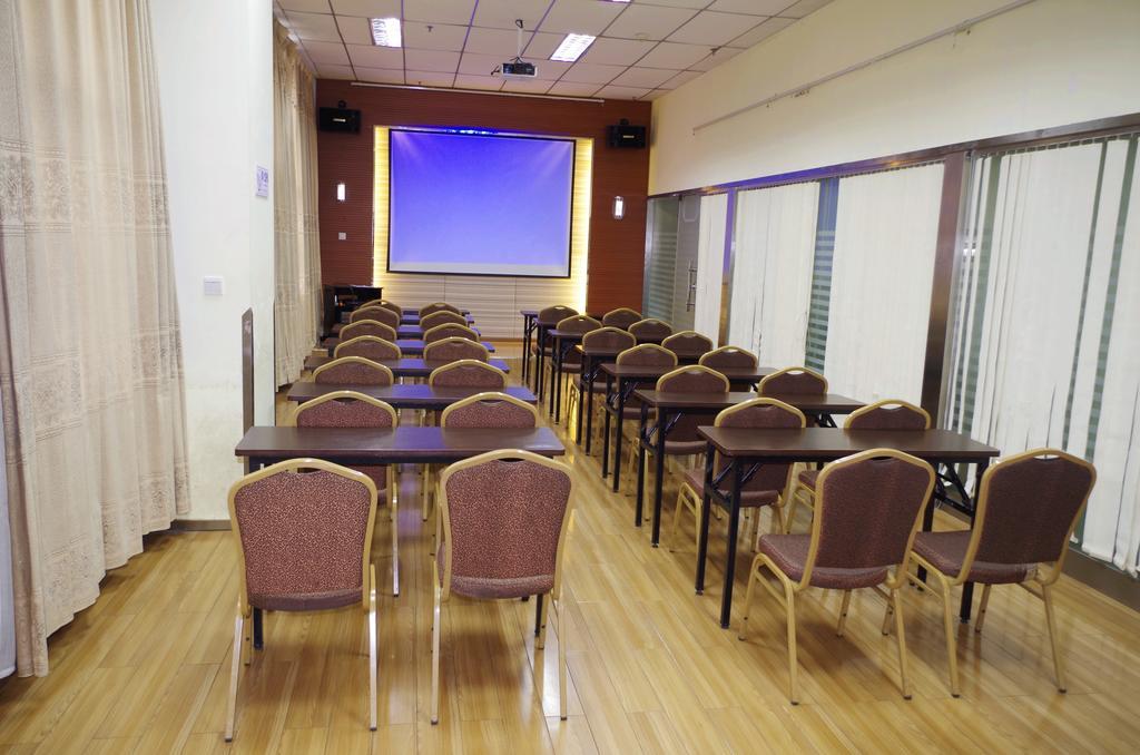 City Star Ji Feng Branch Kunming Exterior photo
