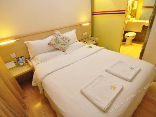 City Star Ji Feng Branch Kunming Exterior photo